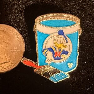 Donald Duck Paint Bucket Enamel Trading Pin